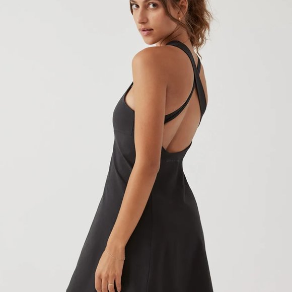 Outdoor Voices Cross Back Dress - Size Large - Picture 1 of 5